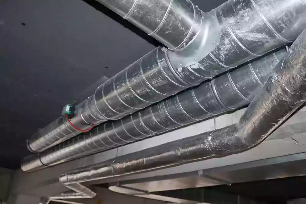 Gaines de ventilation calorifugées — chantier Castor