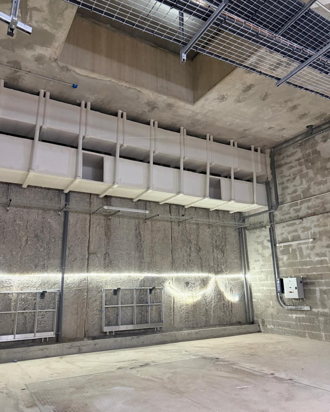 Conduit de desenfumage coupe-feu suspendu - Gare Pleyel